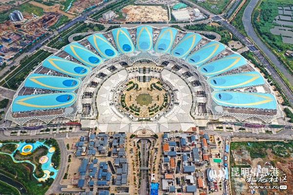 滇池會(huì)展中心 五月紅攝