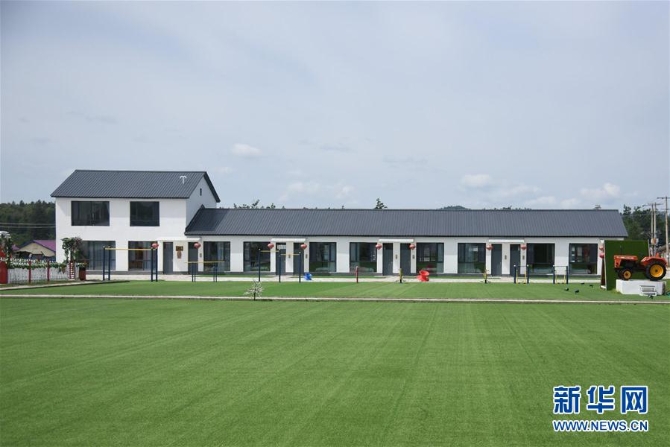 （圖文互動）（2）老林區(qū)變身“山水田園”新民宿