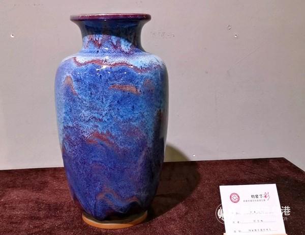 《回歸瓶》（又名：豫象送寶）縮小版