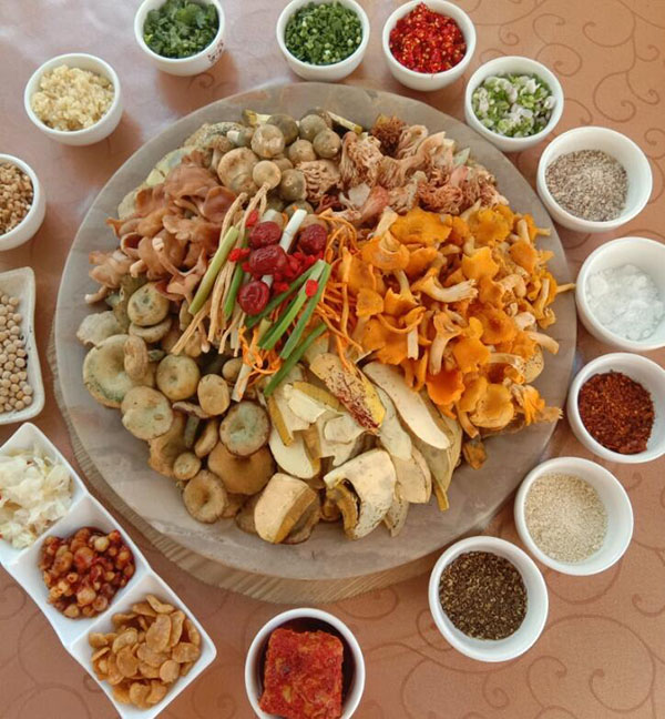 2 野生菌宴 2 野生菌宴