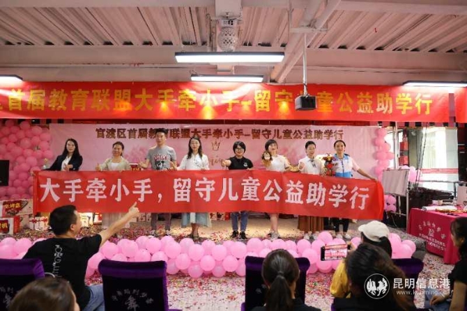 webwxgetmsgimg (1) webwxgetmsgimg (1)