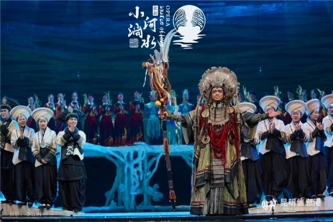 演員謝幕 李宜澗攝