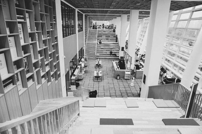 蘇州第二圖書館內(nèi)景 蘇州第二圖書館內(nèi)景