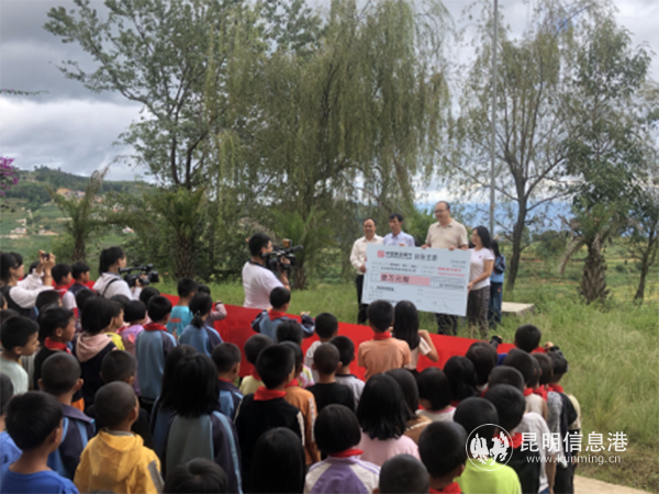 6ce1c45c388050b6b4aea57f4de1405