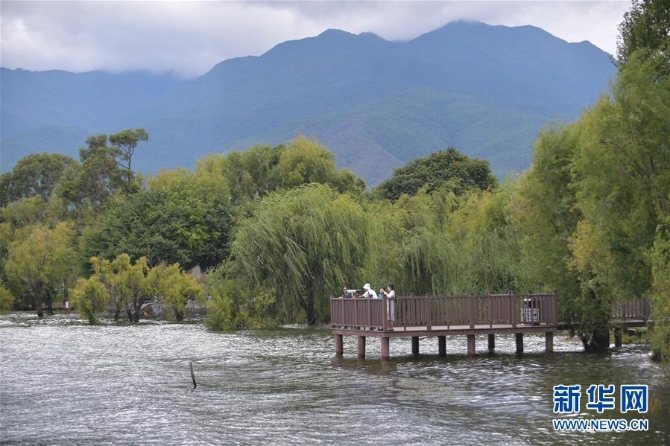 （社會(huì)）（2）大理古生村：洱海清了 游客多了