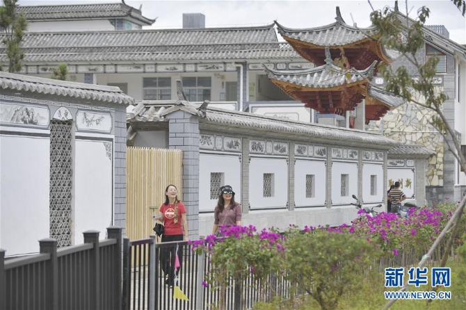 （社會(huì)）（4）大理古生村：洱海清了 游客多了