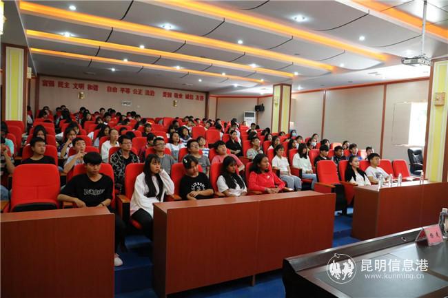 95342b1462d4f4a80073a1159a0aecc