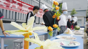 94391600365976676 94391600365976676