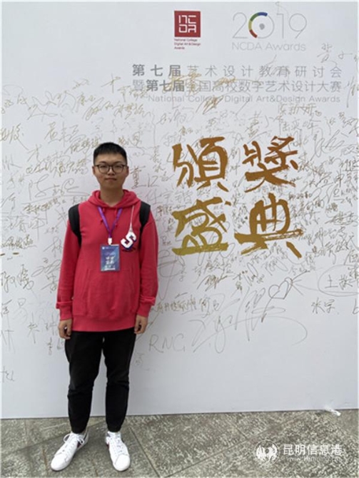 人物照片1 人物照片1