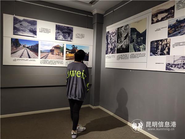 市民正在觀(guān)展。記者 張薇攝