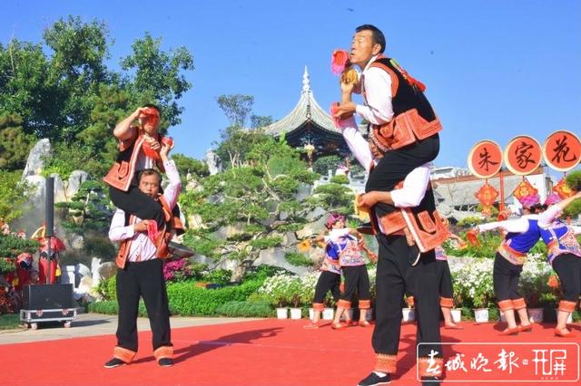 國(guó)慶“黃金周”旅游市場(chǎng)火熱 (2).jpg