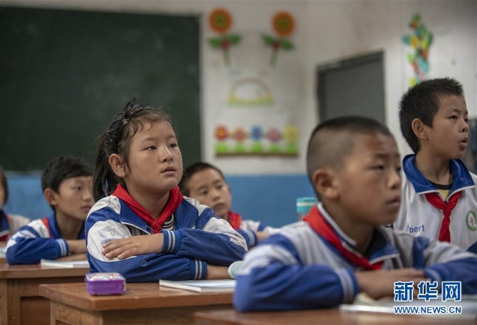 (新華全媒頭條·決戰(zhàn)決勝脫貧攻堅·督戰(zhàn)未摘帽貧困縣·圖文互動)(6)脫貧的歌聲——云南直過民族和人口較少民族共入新時代