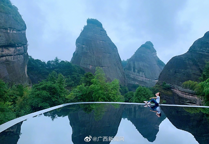 002at3vTgy1gj2qmvxb8lj617a0u0hdv02