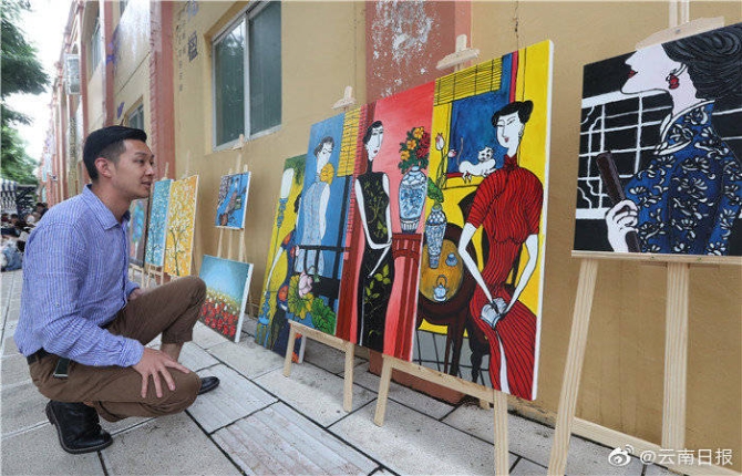 昆明藍(lán)花楹大道“盲盒”集市 這個(gè)假日你去打卡了嗎？