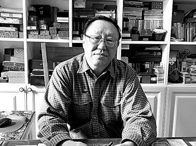 高洪波：文壇多面手，兒童知心人