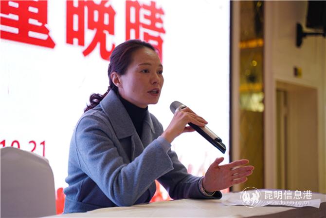 學(xué)校黨委委員、黨委副書記馬淑惠分享學(xué)校發(fā)展。