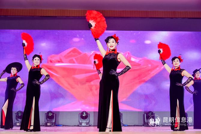 旗袍走秀。供圖