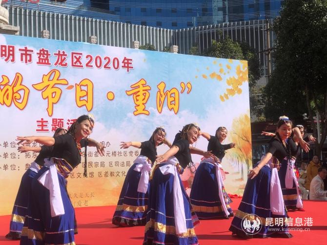 豐富多彩的節(jié)目表演