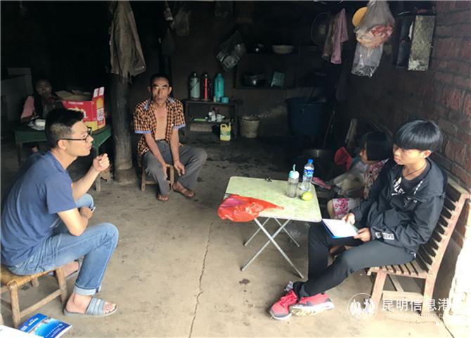 2.入戶走訪同時開展招生宣傳