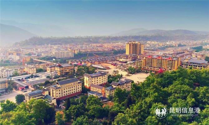 漾濞縣城一角。李燦美攝