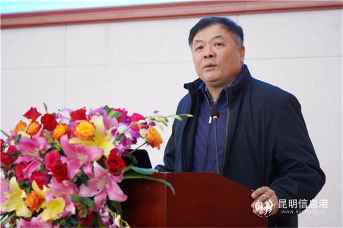 圖4：教育部職業(yè)技術(shù)教育中心研究所研究員  趙偉