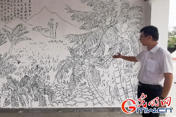 【發(fā)現(xiàn)最美鐵路】從“輸血”到“造血” 鐵路助卜效村脫貧攻堅換新顏