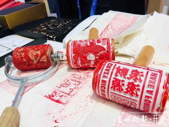 動(dòng)靜結(jié)合放大“溢出效應(yīng)” ！進(jìn)博會(huì)上，有個(gè)舞臺(tái)叫“云南”…