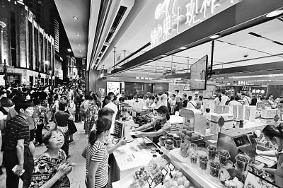 “雙11”火爆消費折射中國經(jīng)濟巨大潛力 “雙11”火爆消費折射中國經(jīng)濟巨大潛力