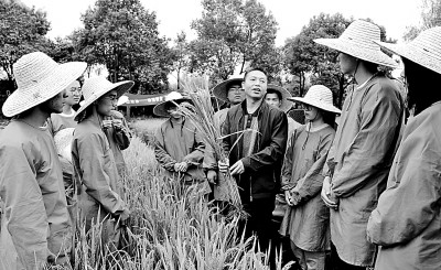 真學(xué)真懂真信真用 高校思政課，功夫下在哪