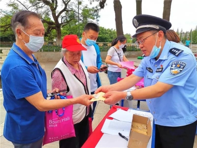 “群眾的小事，就是我們的大事”