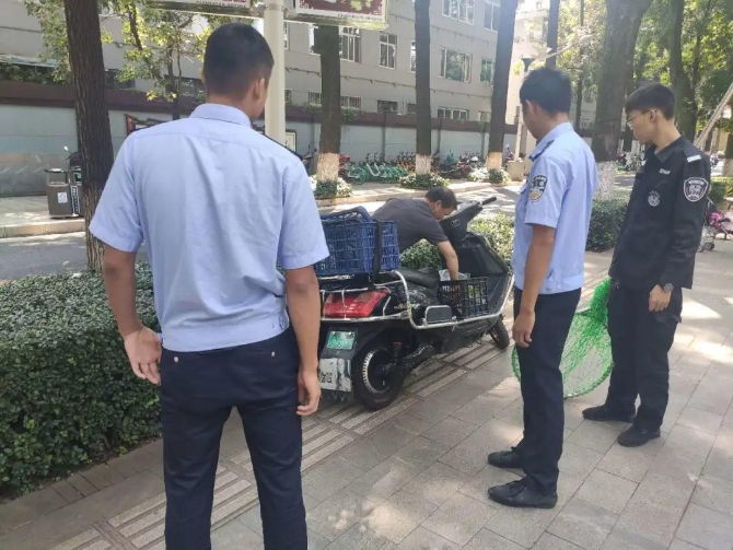 “群眾的小事，就是我們的大事”