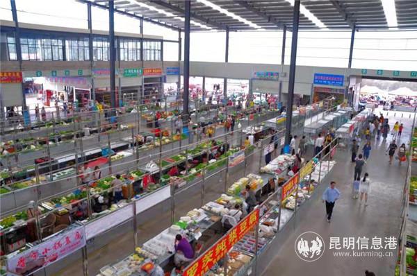 劉家榮系列作品1《公共服務(wù)優(yōu)化.最美集貿(mào)市場》。