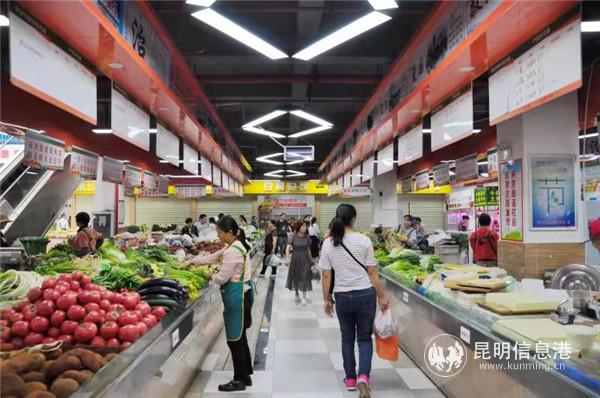 劉家榮系列作品5《公共服務(wù)優(yōu)化.最美集貿(mào)市場》。