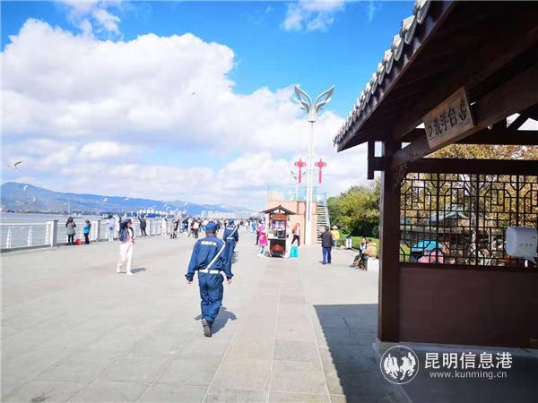 海埂大壩上的洗手臺 海埂大壩上的洗手臺