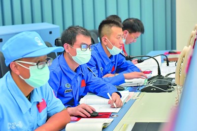 青春在燃燒，為了心中的奔月夢