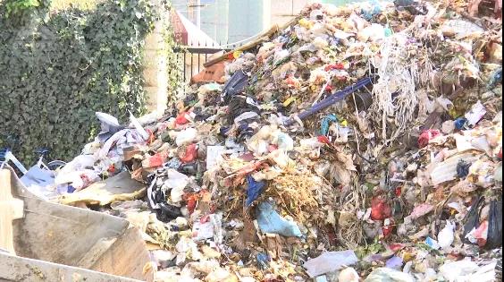 昆明多個(gè)垃圾站“爆倉”，處理廠24小時(shí)超負(fù)荷運(yùn)行！垃圾清運(yùn)怎么了？