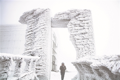 永州藍(lán)山云冰山 永州藍(lán)山云冰山