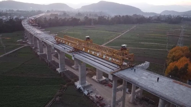 704982_670x670 704982_670x670