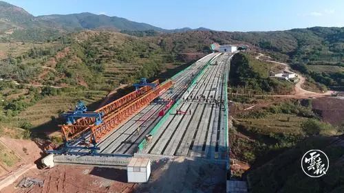 704983_670x670 704983_670x670