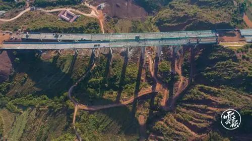 704985_670x670 704985_670x670