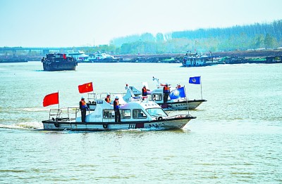 統(tǒng)籌發(fā)展和安全 建設(shè)更高水平的平安中國 統(tǒng)籌發(fā)展和安全 建設(shè)更高水平的平安中國