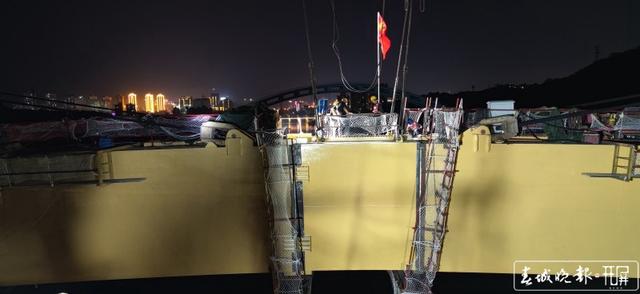 瀾滄江特大橋成功合龍，300米大橋跨徑創(chuàng)紀(jì)錄！景海高速再傳好消息 羅宗偉 通訊員 王卓 攝