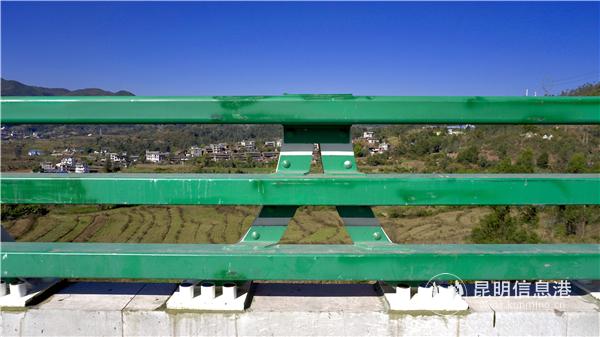 人本型景觀鋼護(hù)欄 人本型景觀鋼護(hù)欄