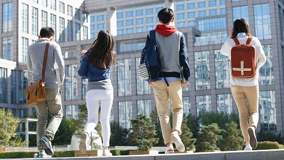 一年一度的春運又在路上了 這份火車購票、出行指南請收好！