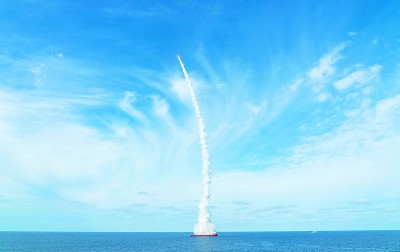 我們自立自強(qiáng)，向科學(xué)技術(shù)深度和廣度進(jìn)軍