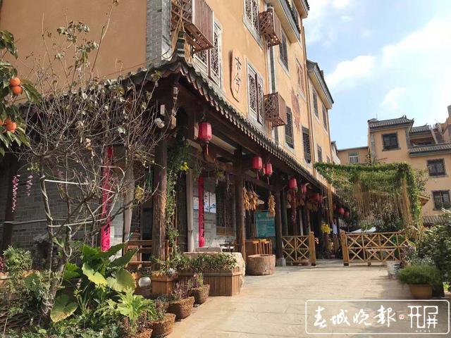 游玩撫仙湖 吃住馬房村！澄江馬房村正式開街迎客