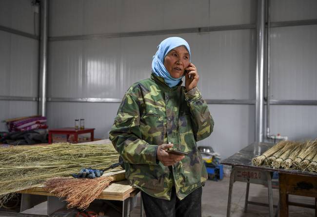 脫貧路上“她”力量丨攢勁