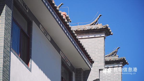 粉墻黛瓦的滇中民居風格 記者袁鴻凱 攝