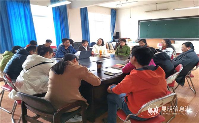 5馬克思主義學(xué)院 宣講 5馬克思主義學(xué)院 宣講