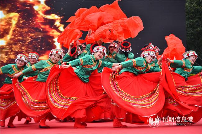 《火鳳凰》 《火鳳凰》